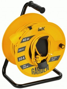 IEK GARDEN Силовой удлинитель на катушке ПВС 2х1 1роз.садовый термозащ.6А 40м GD-KP50-10-01-40