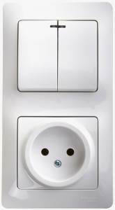 Schneider GLOSSA блок (роз.+2 кл. выкл.) СУ бел. (инд., пл.осн.) GSL000173 (9!)
