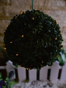 Uniel св-к на солн.батарее подвес 40LED d=28см пластик USL-S-141/PT280 Garden star, в коробке