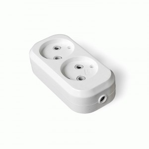 IONICH (UNIVersal) колодка 2 гн. 10А 250В (белая, корп. PS) 1517