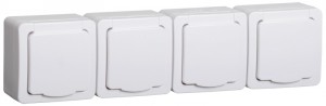 IEK ГЕРМЕС PLUS РСб24-3-ГПБб роз. 4 мест. земля ОУ IP54 (белый) ERMP42-K01-16-54-EC