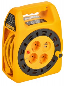 IEK INDUSTRIAL Силовой удлинитель на катушке ПВС 3х1.5 3роз.2USB,LED,терм.15м IN-KP24-16-03-15-UL