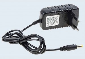 General драйвер (блок питания) для св/д ленты с вилкой (б/п) 12V 24W IP20 94*60*70 510002