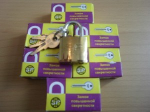 AST 25мм замок навесной, латунь, золотистый G262