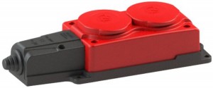 NE-AD колодка ОУ двойная 2 гн. с загл. каучук 2P+PE 1x16A 220-240V IP54 красный 4122 (Турция)