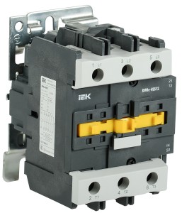 IEK контактор КМИе-49512 95А 400В/АС3 1НО,1НЗ KKME41-095-400-11