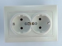 Lezard Мира роз. СУ 2 мест. 16А перламутр (земля, керамика, корпус PC) 701-3030-127