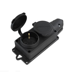 UNIVersal колодка ОУ тройная 2 гн. с загл. каучук 2P+E 1x16A 220-240V IP44 1788 (РФ)