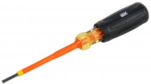 IEK ARMA2L 5 Отвертка диэлектрическая шлиц. SL2,5х75 Т3, до 1000В A2L5-SC30-T3-SL-25-075