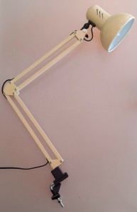 Феникс НТ0-12 св-к настольный 60W E27 металл, струбцина 70см, бежевый РФ