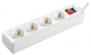 IEK (ИЭК) сет. удл. ПВС 3х1.0 4 роз. 1.5 м 16А белый (корпус PP) (земля, выкл.) WYP10-16-04-01-ZK-17