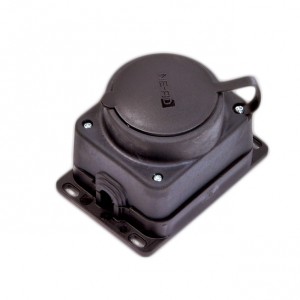 NE-AD розетка прямая 1 гн. с загл. каучук 2Р+РЕ 1х16А 220-240V IP44 4003 (Турция)