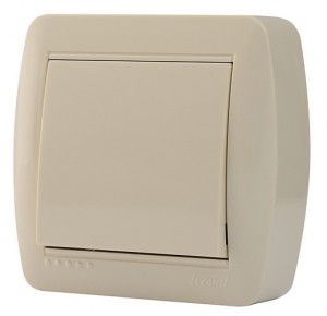 Lezard DEMET выкл. ОУ 1 кл. 10А крем (основание PBT, корпус PC) 711-0300-100
