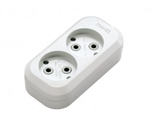 Makel роз. колодка 2 гн. 10А 250В (корп. ABS, белая) MGP101