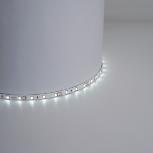Feron Лента св/д  12V  4.8W/m 4000К 4К 60SMD(3528)/m IP65 5м LS604 48219