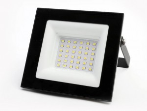 Ultraflash прожектор св/д LFL-3002 C02 30W(2100lm) SMD 6500K 6K черный 116x105x26 230V IP65