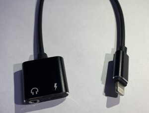 Адаптер Lightning+3.5 для наушников и зарядки для Apple, в металлическом корпусе (A-835-new)