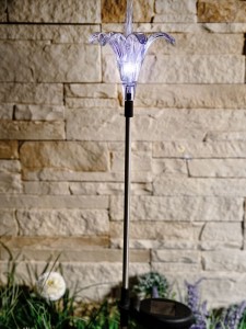 Uniel св-к на солн.батарее 1LED RGB h=81см сталь/пластик USL-S-104/MT810 Lily,  в коробке