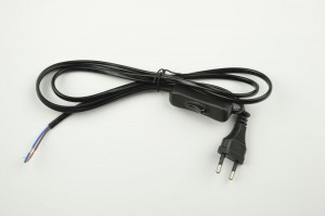 Uniel сетевой шнур 2A 500W 1,7м с вилкой и выключателем для бра, черный UCX-C11/02A-170 BLACK