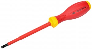IEK ARMA2L 3 отвертка шлицевая диэлектрическая SL5,5х125 K3 A2L3-SC30-K3-SL-55-125